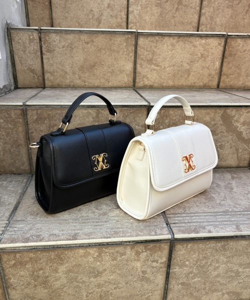 INGNI（イング）の「エンブレム付ショルダーバッグ（ハンドバッグ・レディース・ブラック/ホワイト・-）」の22枚目の写真