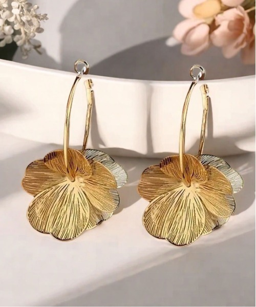 Port（ポート）の「【 Port / ポート 】 メタル フラワー フープピアス #（ピアス（両耳用）・レディース・ゴールド/シルバー・FREE）」の13枚目の写真