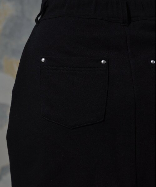 Mavie..7（メヴィセットゥ）の「【Mavie..7】スタッズ付ミニスコート（スカート・レディース・グレー/ブラック/スミクロ・MEDIUM/SMALL）」の18枚目の写真