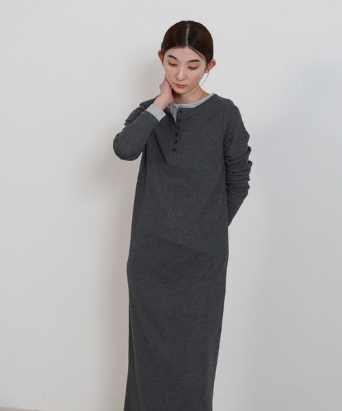 select MOCA（セレクトモカ）の「カットリブレイヤードヘンリーネックワンピース（ワンピース・レディース・ブラウン/グレー/ブラック・LARGE/MEDIUM）」の2枚目の写真