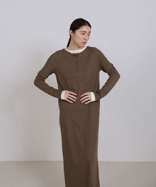 select MOCA（セレクトモカ）の「カットリブレイヤードヘンリーネックワンピース（ワンピース・レディース・ブラウン/グレー/ブラック・LARGE/MEDIUM）」の18枚目の写真