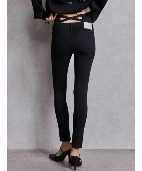 GYDA（ジェイダ）の「ハイウエストウエストクロススキニーデニムパンツ（デニムパンツ・レディース・ブラック/ライトブルー/インディゴブルー・X-SMALL/SMALL/MEDIUM/LARGE）」の9枚目の写真