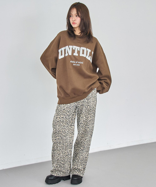 ANAP（アナップ）の「ベロア刺繍 オーバーサイズ スウェット プルオーバー（スウェット・レディース・ブラウン/ライトグレー/オレンジ/ネイビー・F）」の11枚目の写真