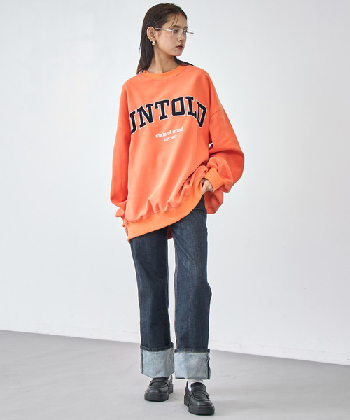 ANAP（アナップ）の「ベロア刺繍 オーバーサイズ スウェット プルオーバー（スウェット・レディース・ブラウン/ライトグレー/オレンジ/ネイビー・F）」の17枚目の写真