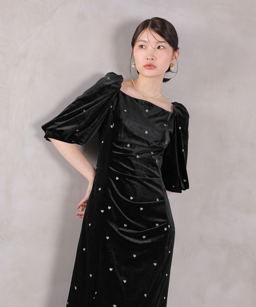 Kana（カナ）の「ハート刺繍 ベロア ウエストタック デザイン ワンピース ドレス 結婚式 お呼ばれ オケージョン デイリー（ドレス・レディース・ブラウン/ブラック・M）」の7枚目の写真