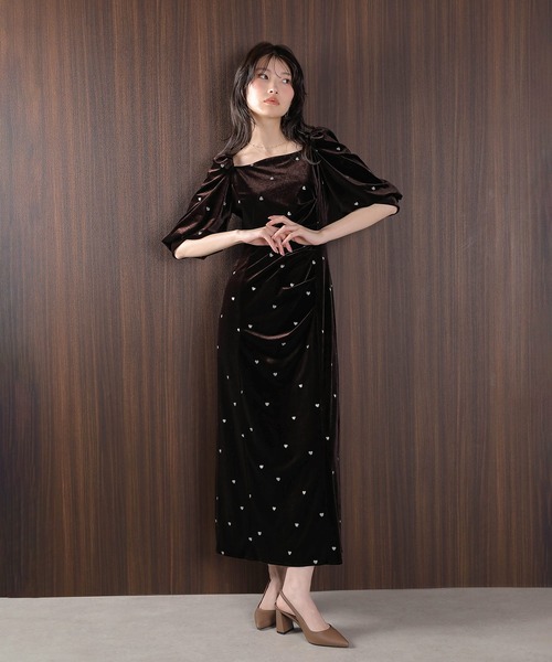 Kana（カナ）の「ハート刺繍 ベロア ウエストタック デザイン ワンピース ドレス 結婚式 お呼ばれ オケージョン デイリー（ドレス・レディース・ブラウン/ブラック・M）」の18枚目の写真
