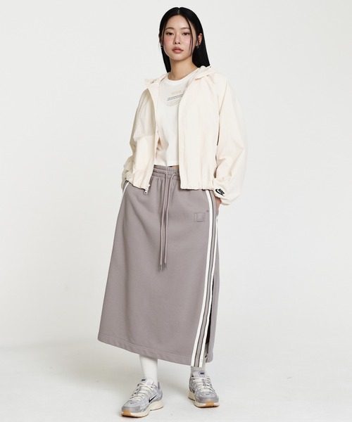 JORDAN BRAND(ジョーダンブランド)の「《セットアップ対応商品》ジョーダン フライト フリース ウィメンズスカート / Jordan Flight Fleece Women's Skirt IF1033-016 Enigma Stone(スカート・レディース・グレー系その他2・M/S/XS/L/XL)」の11枚目の写真