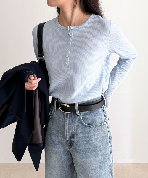 fredy emue（フレディエミュ）の「シアーテレコヘンリーネックプルオーバー（Tシャツ/カットソー・レディース・サックスブルー/ベージュ/ネイビー/オフホワイト・38）」の12枚目の写真