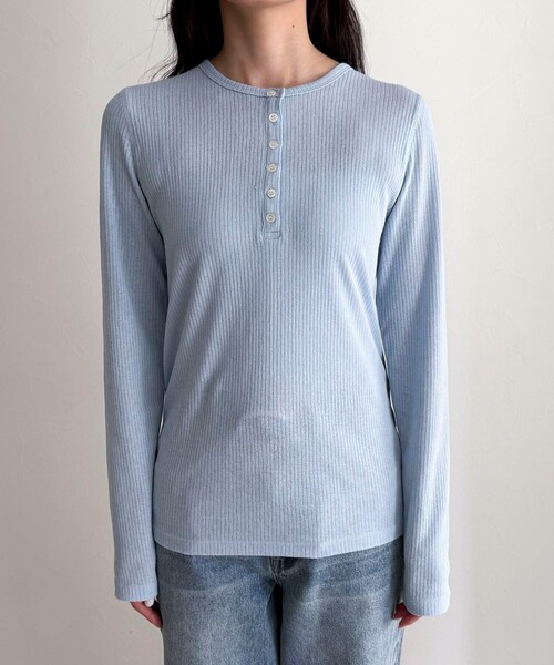 fredy emue（フレディエミュ）の「シアーテレコヘンリーネックプルオーバー（Tシャツ/カットソー・レディース・サックスブルー/ベージュ/ネイビー/オフホワイト・38）」の15枚目の写真