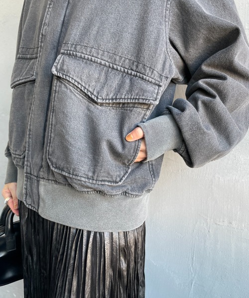 ARMY TWILL（アーミーツイル）の「[ARMY TWILL/アーミーツイル] 別注 デニム A-2フライトジャケット（ブルゾン・レディース・ブラック/ネイビー・L/M/S）」の13枚目の写真