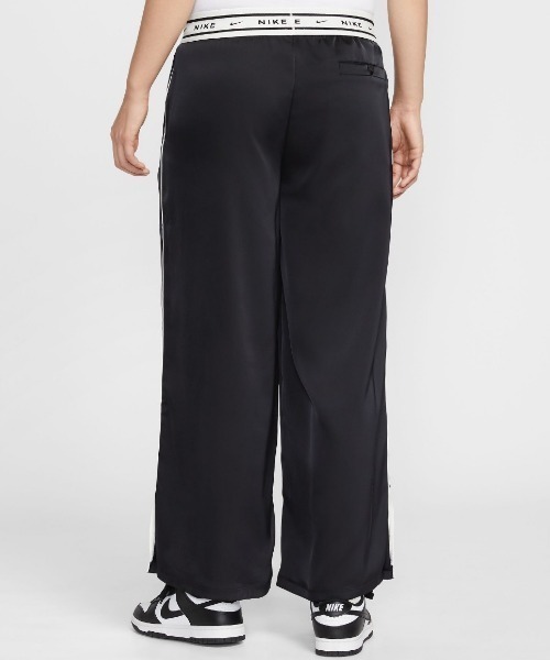 NIKE Women's Loose Mid-Rise Satin Pants（ナイキ ウィメンズ ルーズ