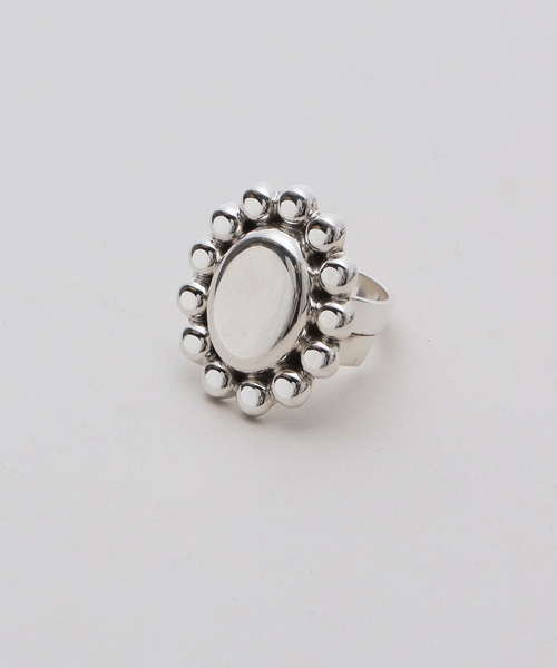 Spick & Span（スピックアンドスパン）の「BASENOTES / ベースノート FLOWER RING BN-H003（リング・レディース・シルバー・5）」の4枚目の写真