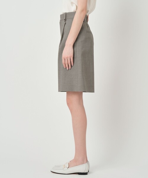 ANAYI（アナイ）の「【セットアップ対応商品】シャークスキンハーフパンツ（その他パンツ・レディース・ネイビー/ブラック系その他・38/36）」の4枚目の写真