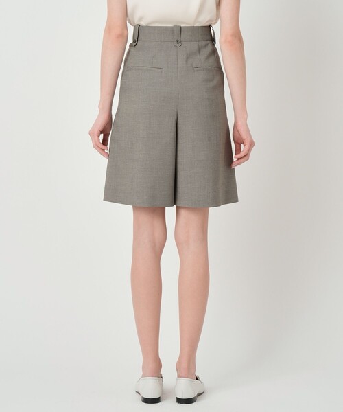 ANAYI（アナイ）の「【セットアップ対応商品】シャークスキンハーフパンツ（その他パンツ・レディース・ネイビー/ブラック系その他・38/36）」の5枚目の写真