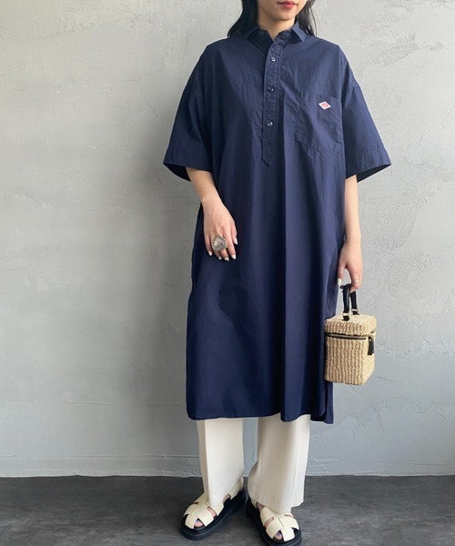 DANTON（ダントン）の「【WEB先行予約】[DANTON/ダントン] ショートスリーブ プルオーバーシャツワンピース（シャツワンピース・レディース・ネイビー/グレイッシュベージュ・36）」の2枚目の写真