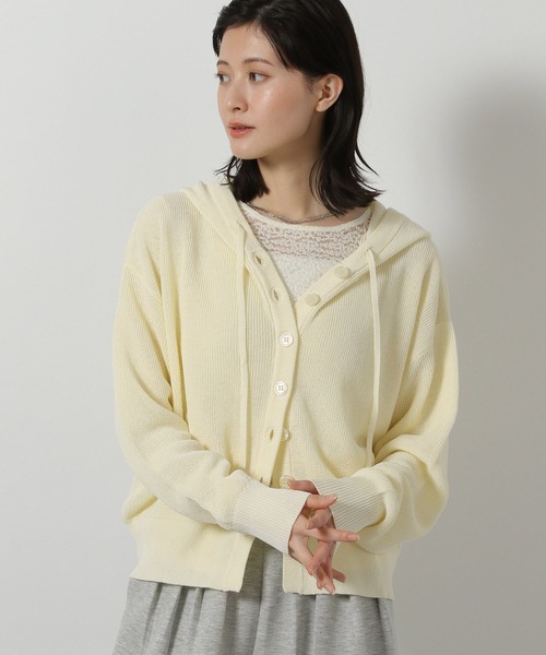 LAKOLE（ラコレ）の「12ゲージアゼフードニットカーディガン / 652804（カーディガン/ボレロ・レディース・グレー/アイボリー/イエロー/ネイビー・FREE）」の2枚目の写真
