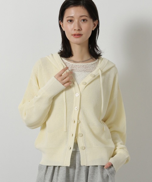 LAKOLE（ラコレ）の「12ゲージアゼフードニットカーディガン / 652804（カーディガン/ボレロ・レディース・グレー/アイボリー/イエロー/ネイビー・FREE）」の10枚目の写真