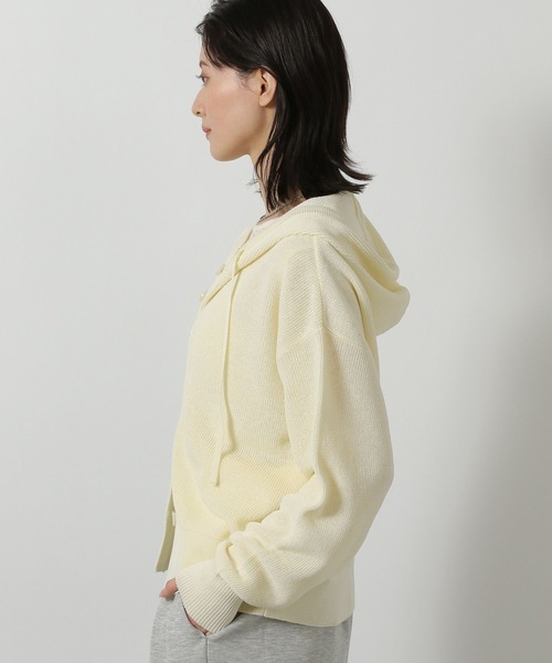LAKOLE（ラコレ）の「12ゲージアゼフードニットカーディガン / 652804（カーディガン/ボレロ・レディース・グレー/アイボリー/イエロー/ネイビー・FREE）」の11枚目の写真