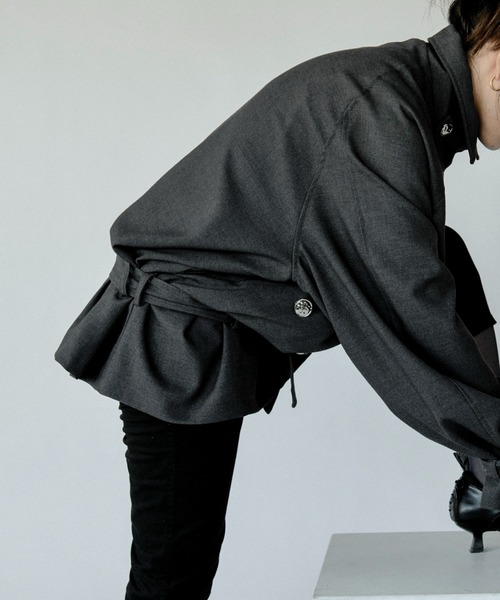 Ezick（エジック）の「Midi trench coat メタルボタンミディトレンチコート（トレンチコート・レディース・グレー/ブラウン系・FREE）」の3枚目の写真