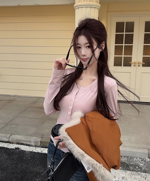 WESTSEA（ウエストシー）の「ショート丈 ヘンリーネック  無地 長袖カットソー（Tシャツ/カットソー・レディース・コーラルピンク/ホワイト・L/M）」の9枚目の写真
