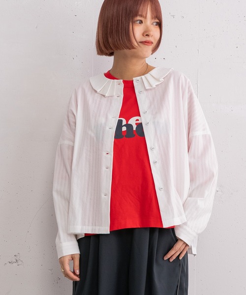 POU DOU DOU（プードゥドゥ）の「タック衿ボックスシャツ（シャツ/ブラウス・レディース・オフホワイト/ブルー/ブラック・3）」の2枚目の写真