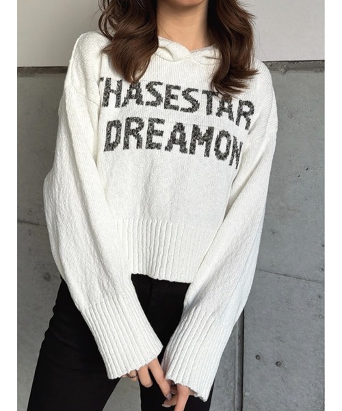 EGOIST(エゴイスト)の「ロゴフード短丈ニットトップス(ニット/セーター・レディース・ブラック/ホワイト/ベージュ・FREE)」の4枚目の写真