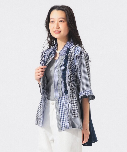 TORI-TO(トリト)の「【別注】TORI-TO / ギンガム フリル シャツ(シャツ/ブラウス・レディース・ブラック/ブルー・ONE SIZE)」の13枚目の写真