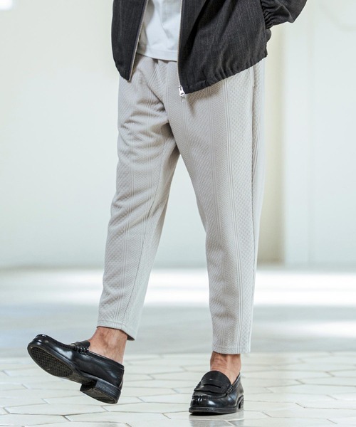 Magine(マージン)の「mp14662- Textured Poly Knit Stretch Easy Tapered Pants イージーテーパードパンツ(MGN-261-035)(その他パンツ・メンズ・ライトグレー/チャコール/ブラック・46/44/48)」の5枚目の写真