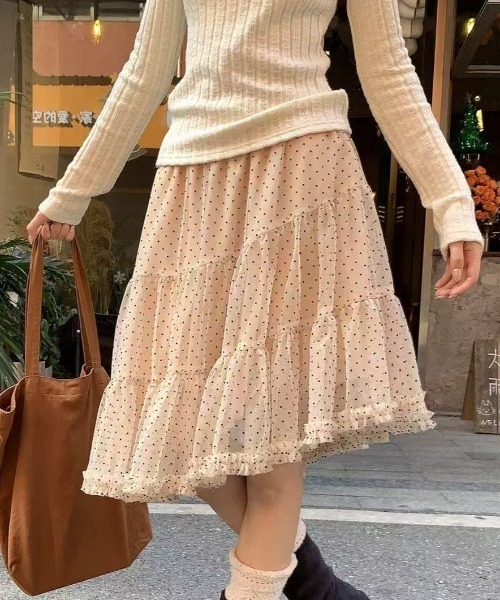 DIAVEL（ディアベル）の「【春コーデ】ドットチュールティアードスカート / Dot Tulle Tiered Skirt（スカート・レディース・ベージュ/グレー/ブラック・M）」の5枚目の写真