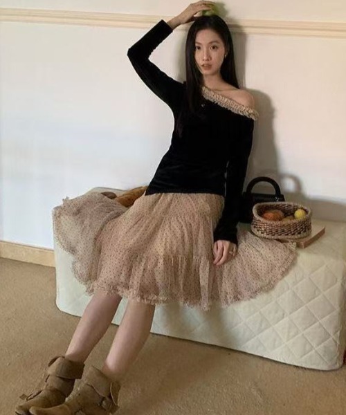 DIAVEL（ディアベル）の「【春コーデ】ドットチュールティアードスカート / Dot Tulle Tiered Skirt（スカート・レディース・ベージュ/グレー/ブラック・M）」の12枚目の写真