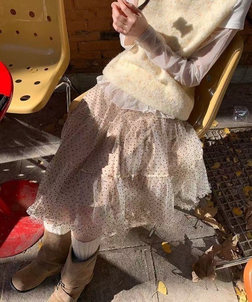 DIAVEL（ディアベル）の「【春コーデ】ドットチュールティアードスカート / Dot Tulle Tiered Skirt（スカート・レディース・ベージュ/グレー/ブラック・M）」の18枚目の写真