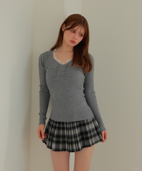 M DOLLY(エムドリー)の「check pleats mirel mini skirt/チェックプリーツミレルミニスカート(スカート・レディース・テラコッタ/ブラウン/ブラック・M/S)」の4枚目の写真
