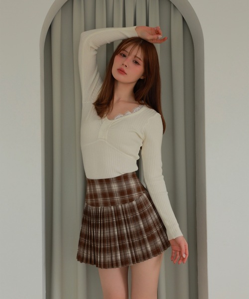 M DOLLY(エムドリー)の「check pleats mirel mini skirt/チェックプリーツミレルミニスカート(スカート・レディース・テラコッタ/ブラウン/ブラック・M/S)」の8枚目の写真