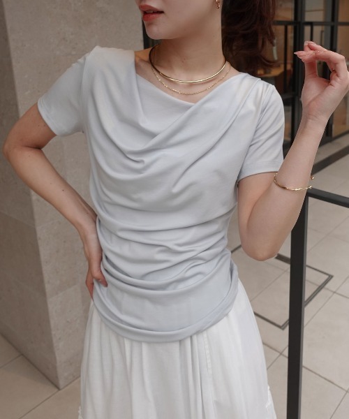 CORNERS(コーナーズ)の「【接触冷感】ドレープ半袖Tシャツ(Tシャツ/カットソー・レディース・ブルー/ピンク/ホワイト/ブラック/ライトグリーン・M/L)」の7枚目の写真