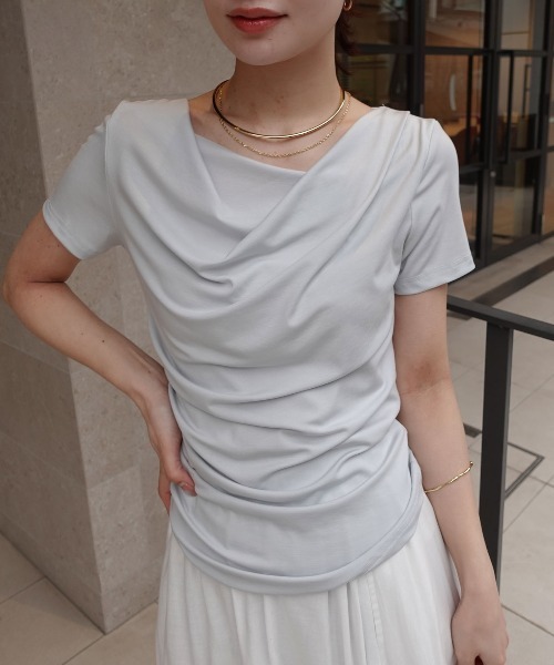 CORNERS(コーナーズ)の「【接触冷感】ドレープ半袖Tシャツ(Tシャツ/カットソー・レディース・ブルー/ピンク/ホワイト/ブラック/ライトグリーン・M/L)」の8枚目の写真