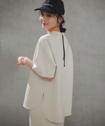 UNFILO（アンフィーロ）の「BEAUTY FORM JERSEY light バックZIP プルオーバー（スウェット）」