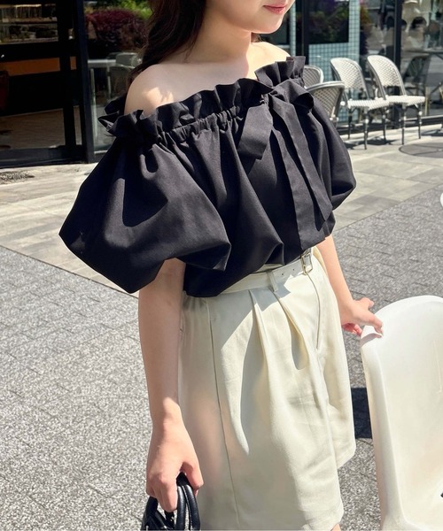 SOELA(ソエラ)の「【INGNI SOELA】2wayギャザーオフショルブラウス/WEB限定(シャツ/ブラウス・レディース・オフホワイト/ブラック・FREE)」の19枚目の写真