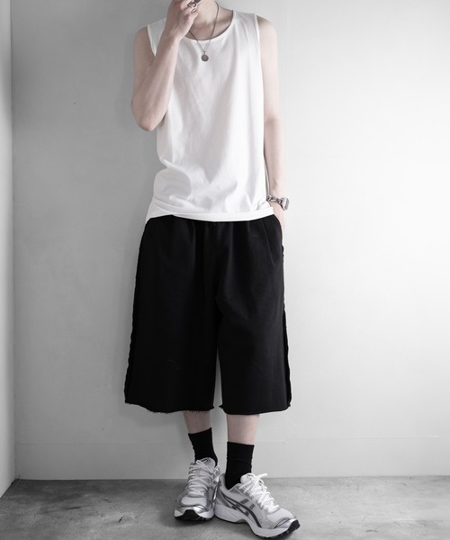RUUBON(ルーボン)の「【RUUBON】cutoff sweat half pants / カットオフスウェットハーフパンツ(スウェットパンツ・メンズ・グレー/ブラック・S/L/M)」の13枚目の写真