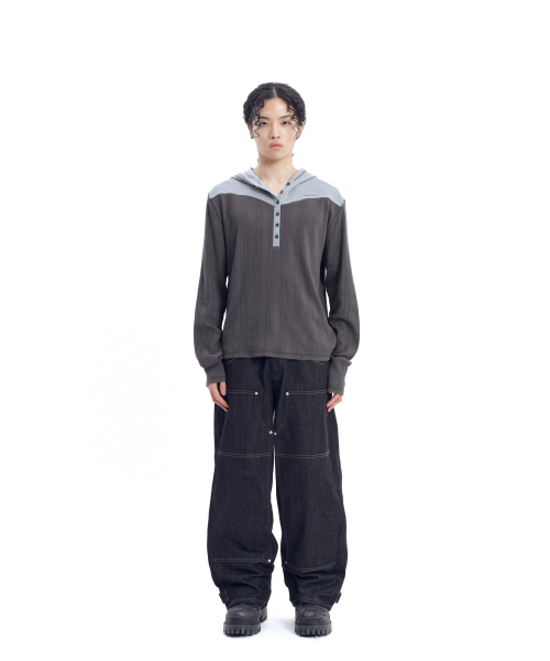 AAKAM(アーカム)の「Ribbed Contrast Button Hoodie (Dark Gray)(パーカー・レディース・その他・1/2)」の8枚目の写真