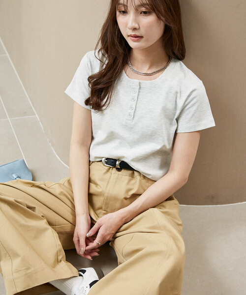 PUBLUX(パブリュクス)の「PUBLUX/パブリュクス ピコレース ヘンリーネック Tシャツ 限定展開(Tシャツ/カットソー・レディース・チャコールグレー/ネイビー/ブラウン/ライトグレー・フリ-)」の8枚目の写真