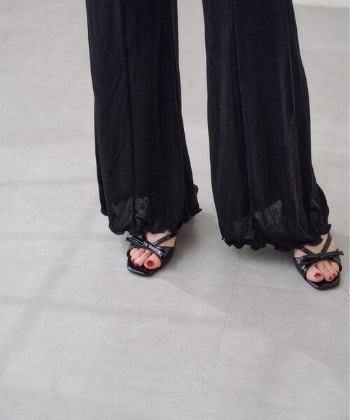 Kastane（カスタネ）の「【-5キロ見え/伸縮性◎/ラク盛れ】B シアーリブフレアパンツ（その他パンツ・レディース・ブラック/サックスブルー/アイボリー・MEDIUM/SMALL）」の11枚目の写真