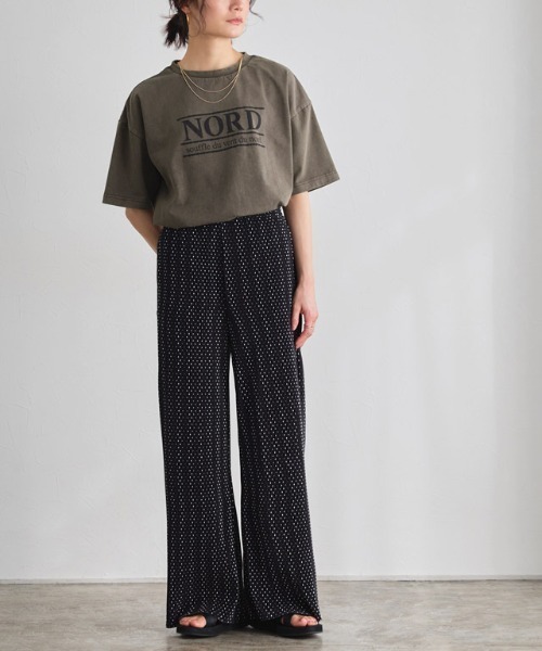 Pierrot(ピエロ)の「ピグメント加工オーバーサイズロゴTシャツ(Tシャツ/カットソー・レディース・チャコール/ブラウン・M/L/LL)」の9枚目の写真