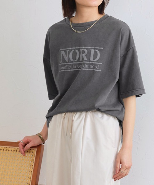 Pierrot(ピエロ)の「ピグメント加工オーバーサイズロゴTシャツ(Tシャツ/カットソー・レディース・チャコール/ブラウン・M/L/LL)」の18枚目の写真