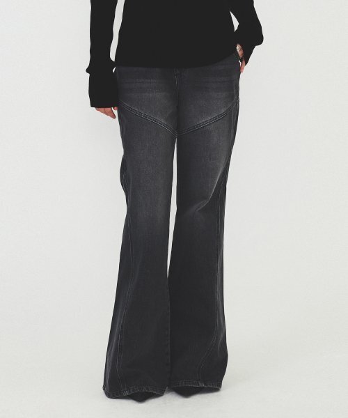 DIAGONAL(ダイアゴナル)の「DIAGONAL BOOTS CUT DENIM PANTS (black)(デニムパンツ・レディース・その他・SMALL/MEDIUM)」の1枚目の写真