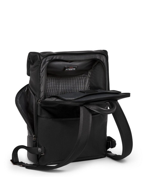 TUMI(トゥミ)の「HARRISON 「オズボーン」ロール・トップ・バックパック(A4/PC15インチまで対応)(バックパック/リュック・メンズ・ブラック・FREE)」の4枚目の写真