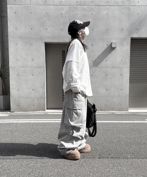YACA（ヤーカ）の「Brushed Long Sleeve T-shirt/ブラッシュドロングスリーブTシャツ【unisex item】（Tシャツ/カットソー・レディース・ブラック/ホワイト・FREE）」の11枚目の写真
