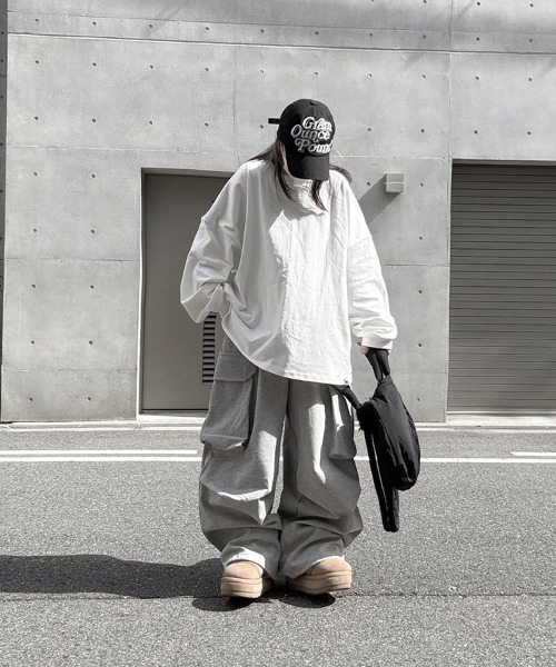 YACA（ヤーカ）の「Brushed Long Sleeve T-shirt/ブラッシュドロングスリーブTシャツ【unisex item】（Tシャツ/カットソー・レディース・ブラック/ホワイト・FREE）」の15枚目の写真