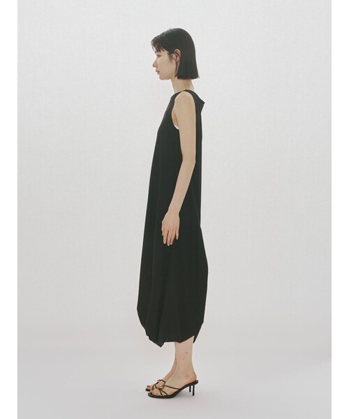MIDIUMISOLID（ミディウミソリッド）の「MIDIUMISOLID for Ladies ジャージツイストヘムワンピース（ワンピース・レディース・ブラック/ネイビー/チャコールグレー・FREE）」の10枚目の写真