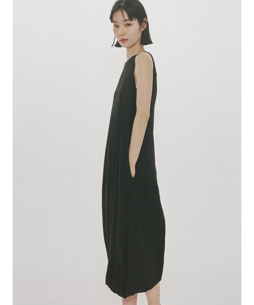 MIDIUMISOLID（ミディウミソリッド）の「MIDIUMISOLID for Ladies ジャージツイストヘムワンピース（ワンピース・レディース・ブラック/ネイビー/チャコールグレー・FREE）」の13枚目の写真