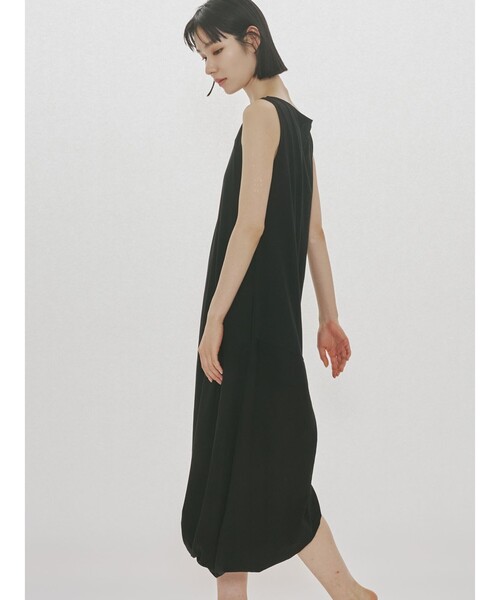 MIDIUMISOLID（ミディウミソリッド）の「MIDIUMISOLID for Ladies ジャージツイストヘムワンピース（ワンピース・レディース・ブラック/ネイビー/チャコールグレー・FREE）」の14枚目の写真